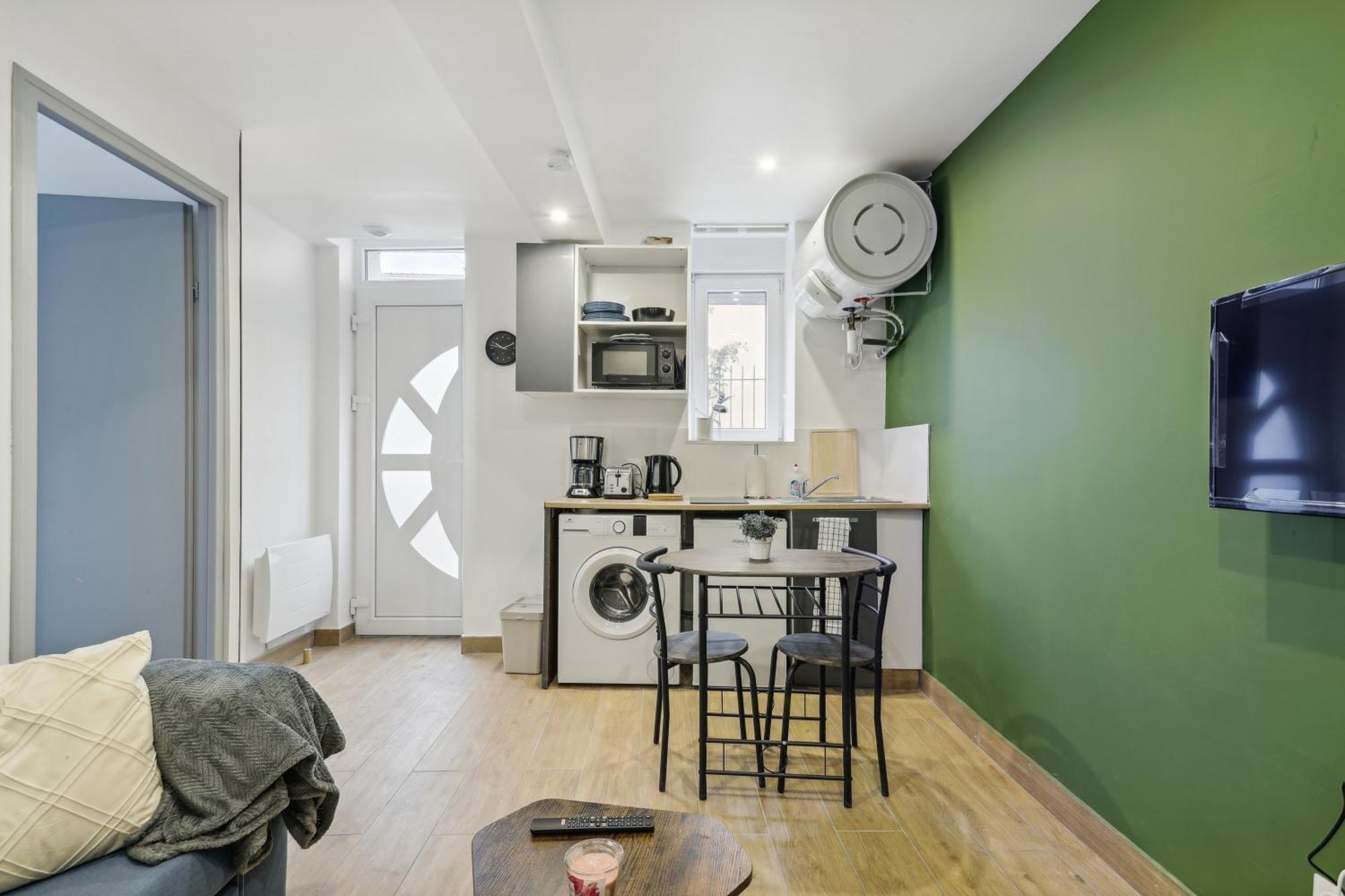 Chic Cosy Apart With Parking Ла Ферте-су-Жуар Экстерьер фото