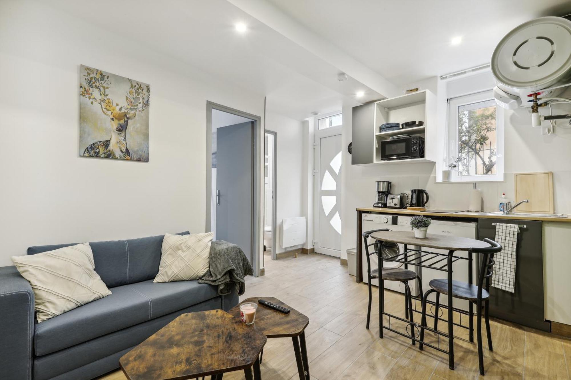 Chic Cosy Apart With Parking Ла Ферте-су-Жуар Экстерьер фото